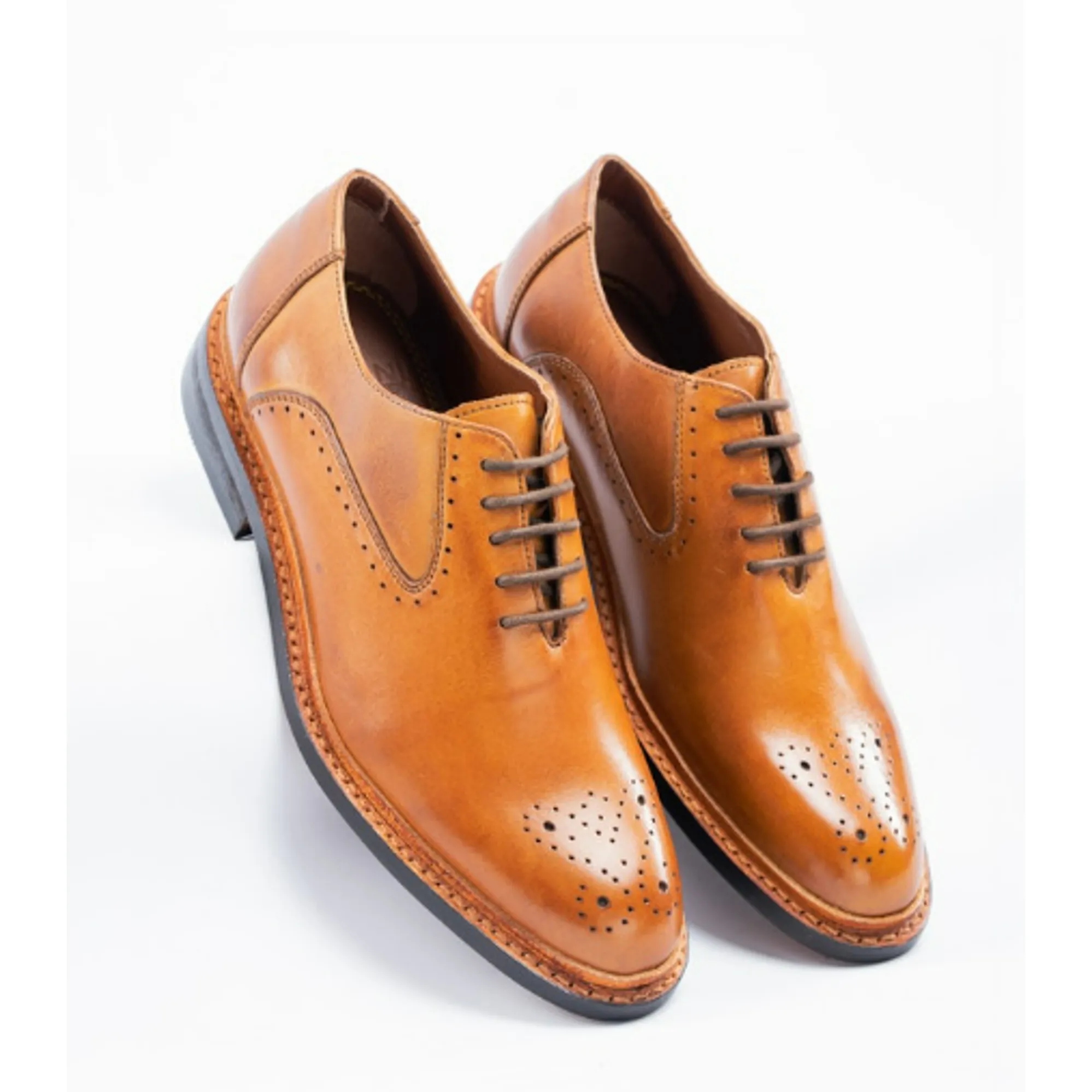 Cavani Brentwood Brogue Tan